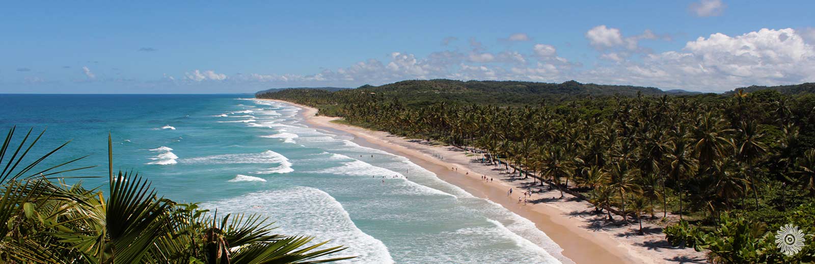 Praia de Itacarezinho - palco do Reveillon Nº1 Itacaré 2020